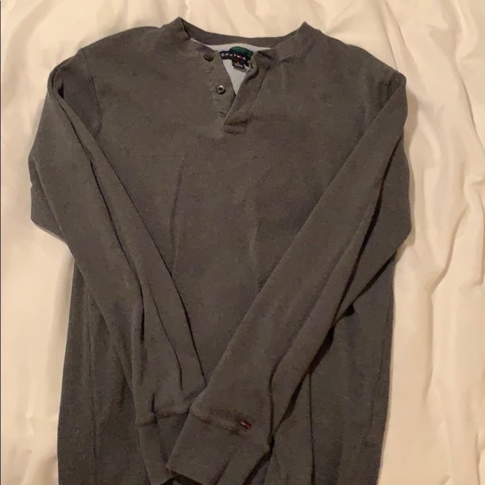 Tommy Hilfiger long sleep too size small